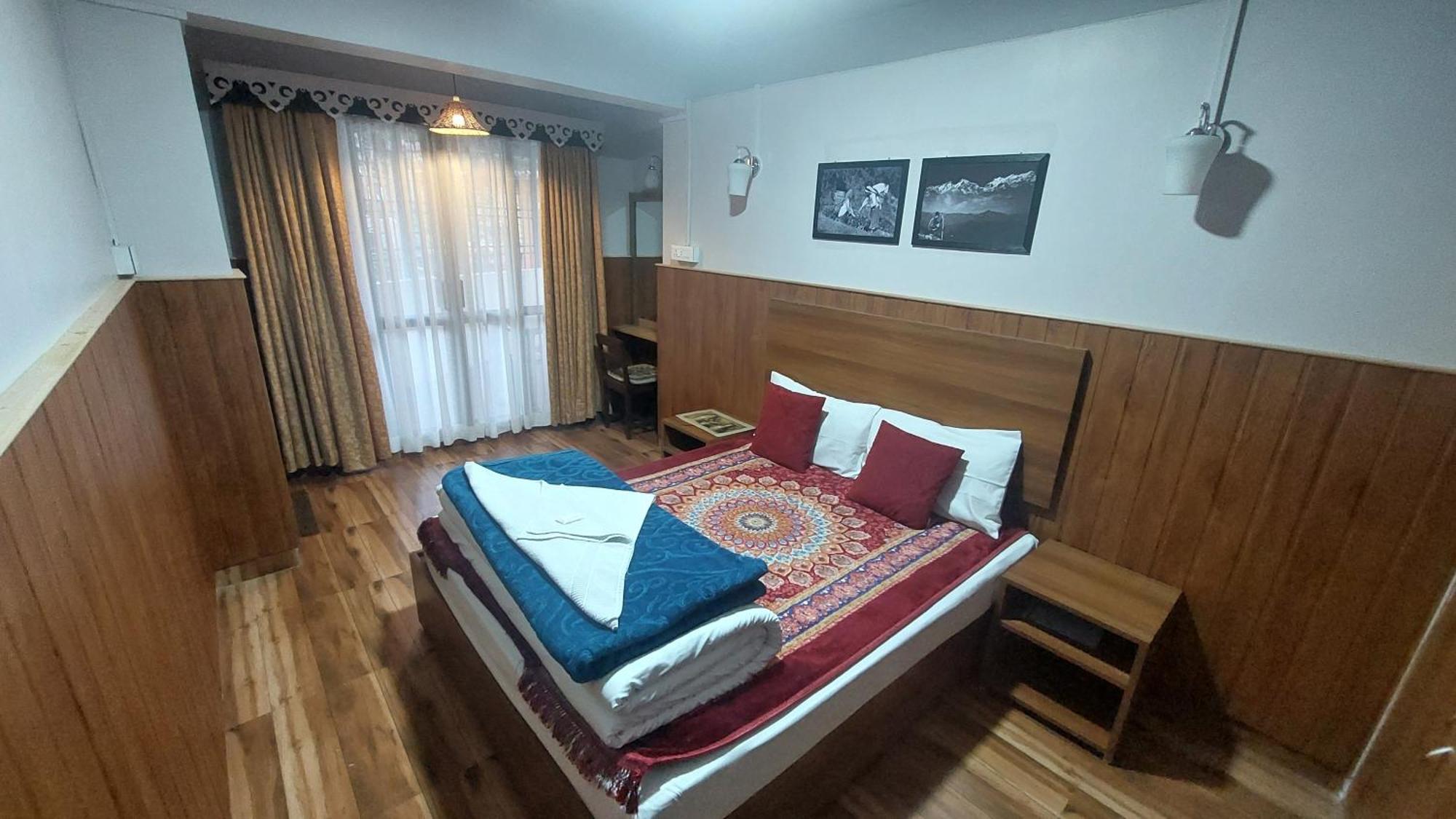 Indivar Homestay Νταρτζίλινγκ Εξωτερικό φωτογραφία