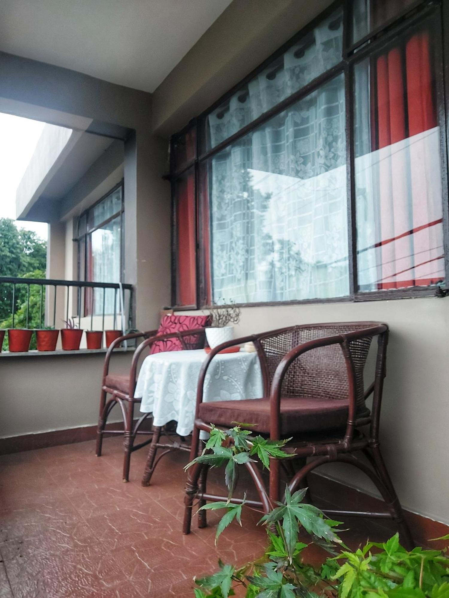 Indivar Homestay Νταρτζίλινγκ Εξωτερικό φωτογραφία