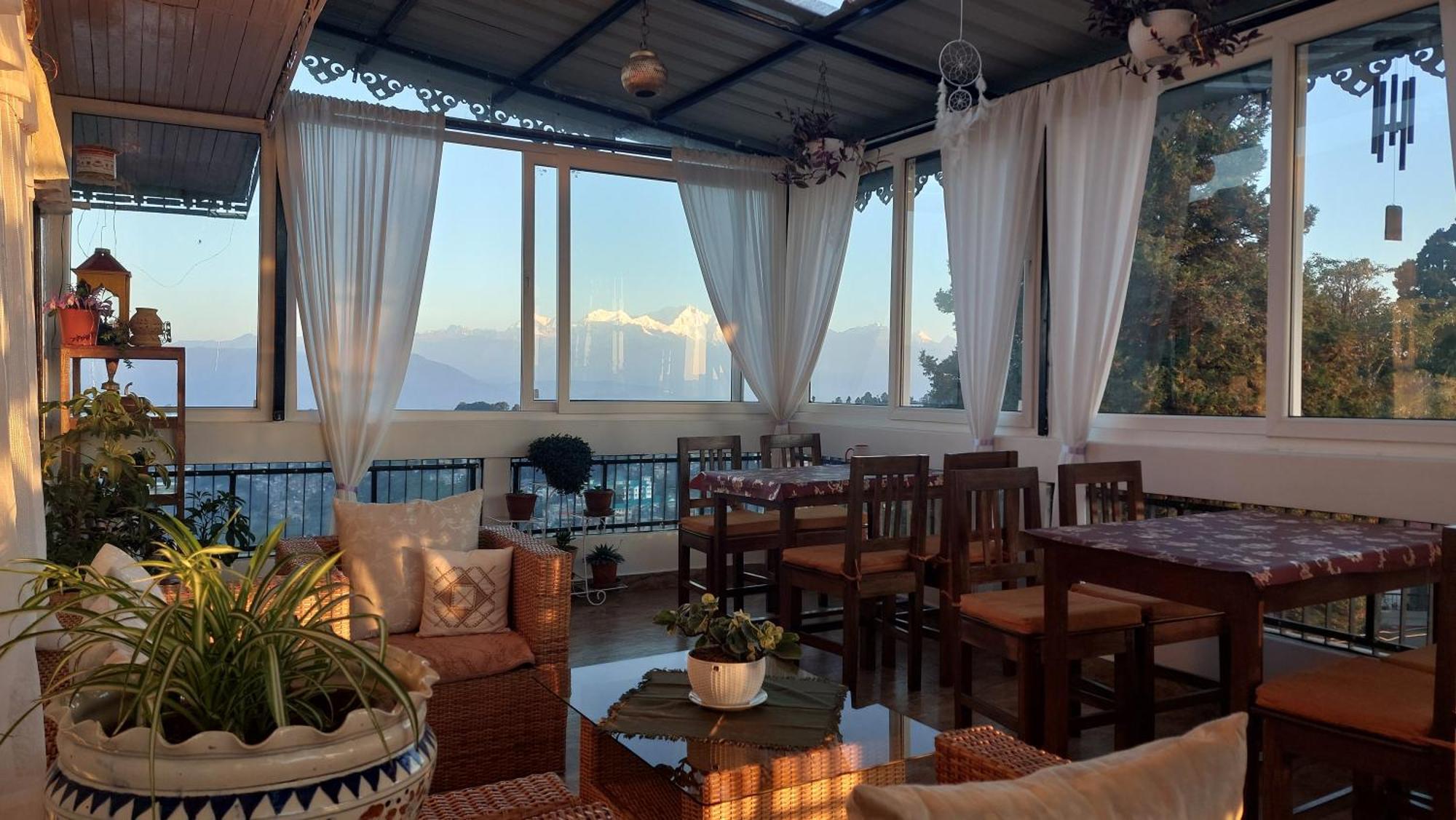 Indivar Homestay Νταρτζίλινγκ Εξωτερικό φωτογραφία